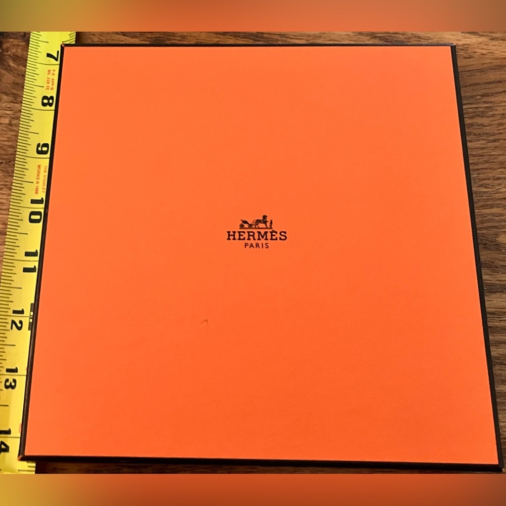 Hermès Paris, Navy Blue Face Towel in Signature Gift Box